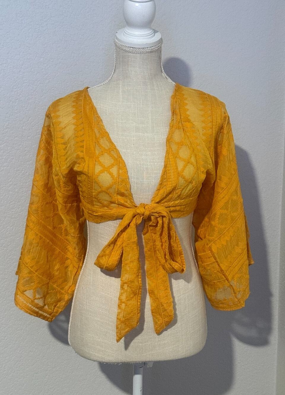 Fanco Boho Chic Tie Front Crop Top Mustard Yellow Lace Bell Sleeve Festival - M